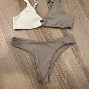 Zaful Ribbed Two-Tone V-Ring Bikini in Cream & Taupe